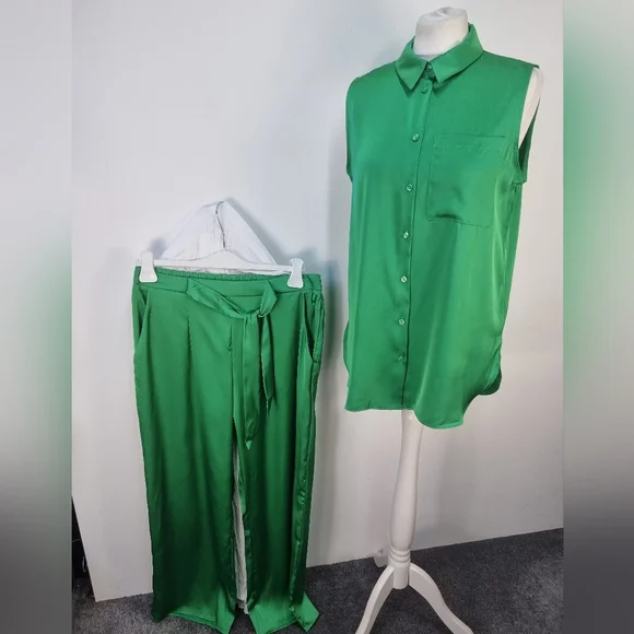 NEW green satin outfit set blouse trousers uk 12 co ord - Picture 1 of 4